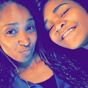 Meet your Posher, April